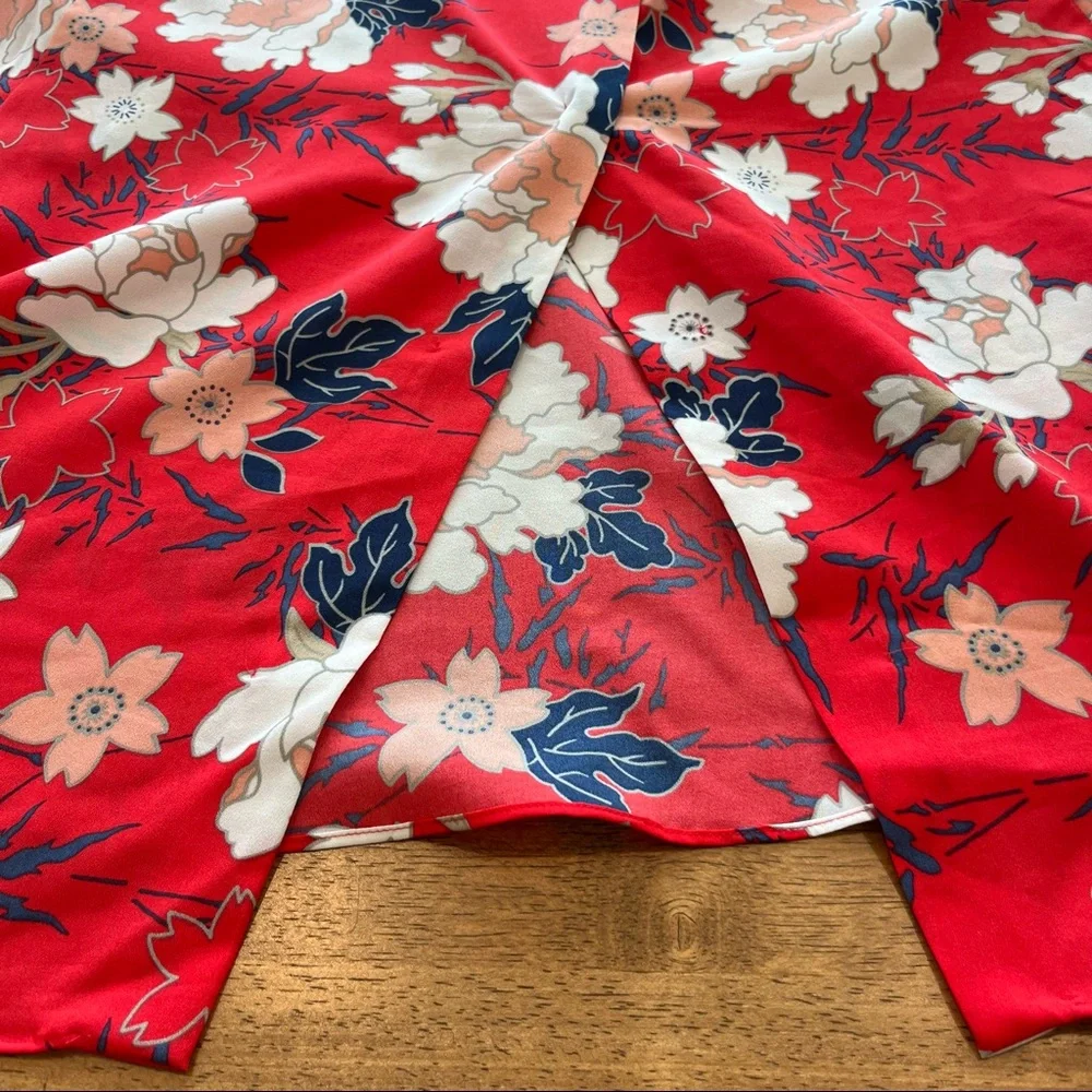 ZARA BASIC Women’s Blouse. Kimono Sleeve/Split Back. Size XS. Red Floral. - Picture 8 of 8